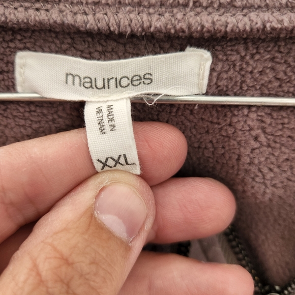 Half zip pull over - Picture 3 of 3